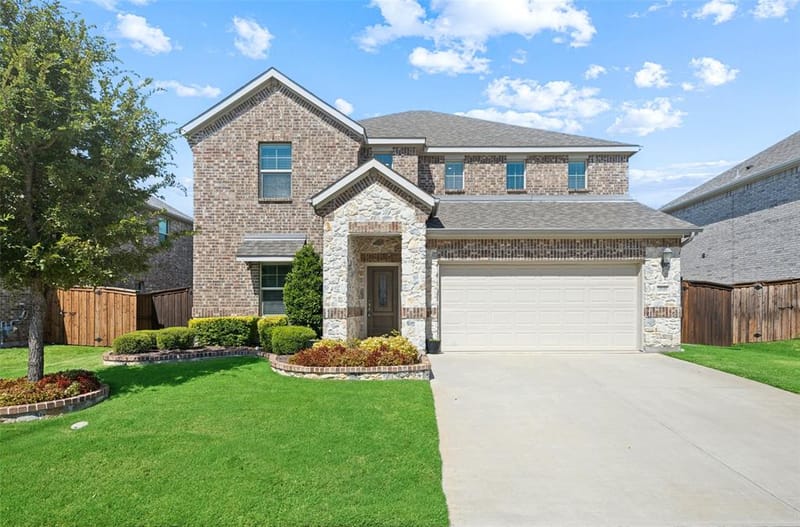 10105 Lakemont Drive, Fort Worth TX 76131