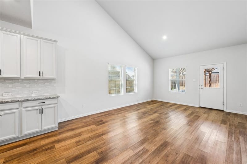 10105 Lakemont Drive, Fort Worth TX 76131 - Photo 15