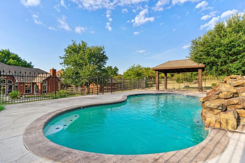501 Valle Vista Court, Keller TX 76248 - Photo 32