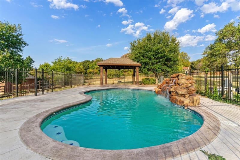 501 Valle Vista Court, Keller TX 76248 - Photo 31