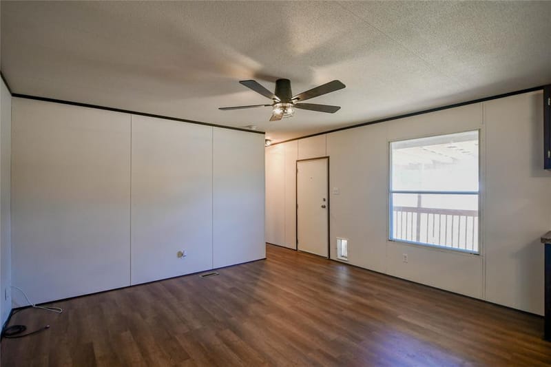 912 Pease River Drive, Granbury TX 76048 - Photo 13