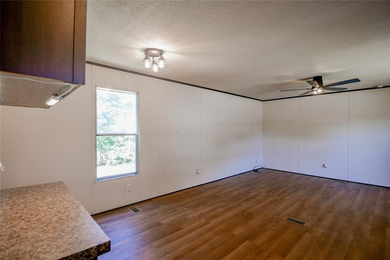 912 Pease River Drive, Granbury TX 76048 - Photo 17
