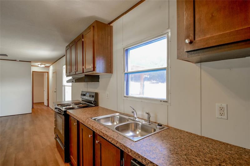 912 Pease River Drive, Granbury TX 76048 - Photo 16