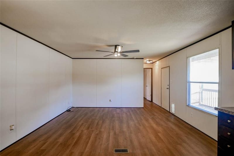 912 Pease River Drive, Granbury TX 76048 - Photo 10