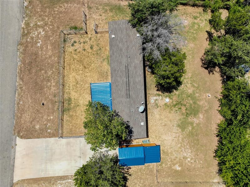 912 Pease River Drive, Granbury TX 76048 - Photo 40