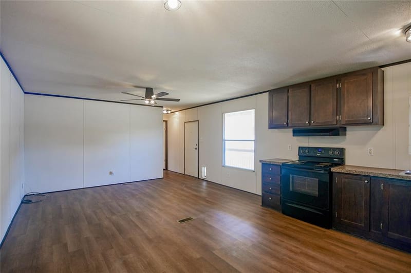 912 Pease River Drive, Granbury TX 76048 - Photo 21