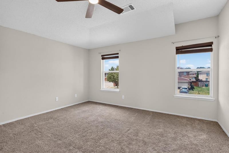 2427 Arroyo Springs Drive, Grand Prairie TX 75052 - Photo 25