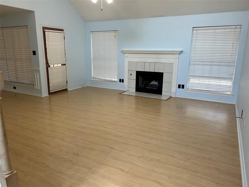 2114 Montclair Lane, Lewisville TX 75067 - Photo 6