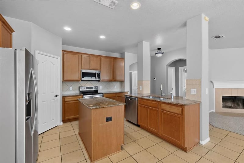 3622 Hershal Drive, Midlothian TX 76065 - Photo 13