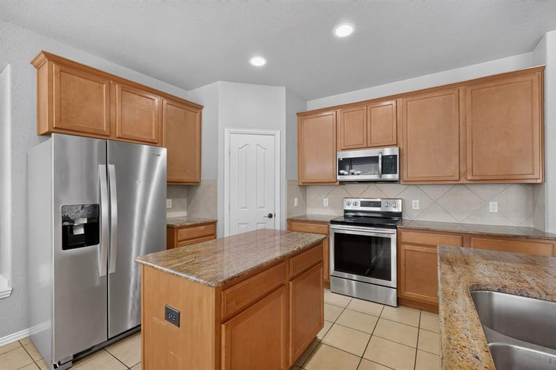 3622 Hershal Drive, Midlothian TX 76065 - Photo 14