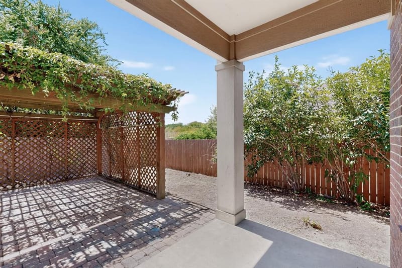 3622 Hershal Drive, Midlothian TX 76065 - Photo 31