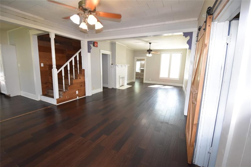 215 E 11th Street, Bonham TX 75418 - Photo 6