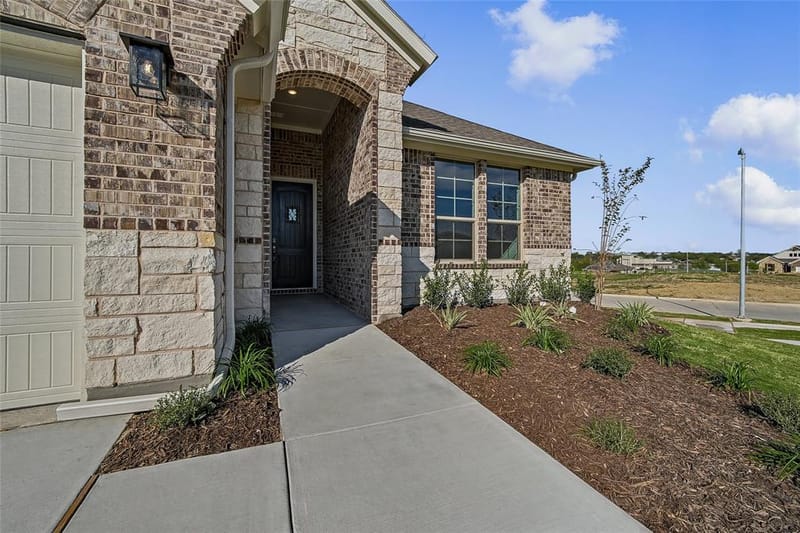 1004 Elmstead Drive, Fort Worth TX 76108 - Photo 5