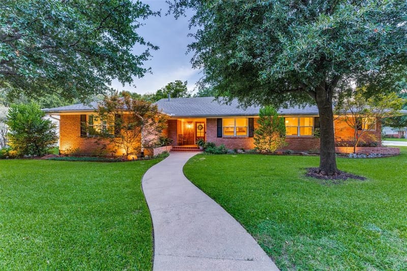 4241 Bilglade Road, Fort Worth TX 76109