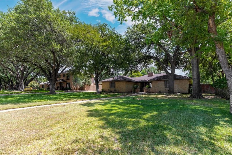 15 Canyon Creek Drive, Brownwood TX 76801 - Photo 3