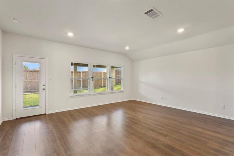 11129 Pond View Court, Providence Village TX 76227 - Photo 13