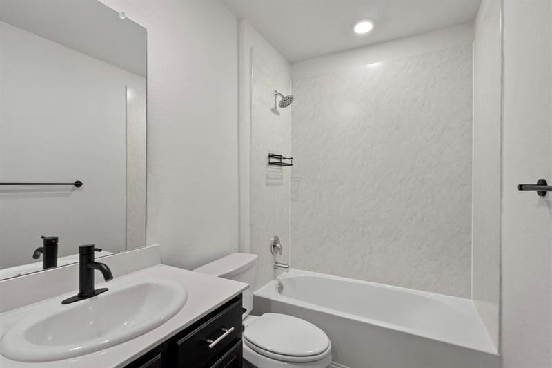 11129 Pond View Court, Providence Village TX 76227 - Photo 26