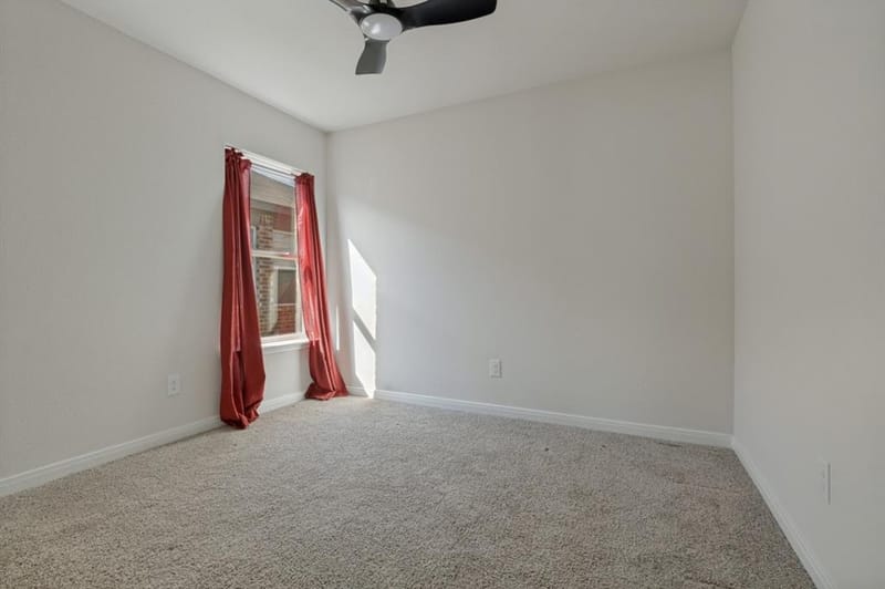 305 Shaw Creek Boulevard, Ferris TX 75125 - Photo 12