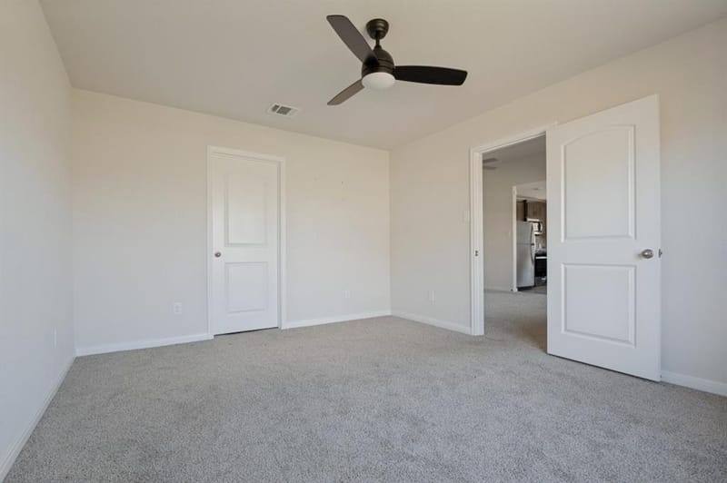 305 Shaw Creek Boulevard, Ferris TX 75125 - Photo 9