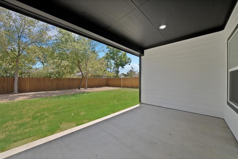 805 Tierney Road, Fort Worth TX 76112 - Photo 32
