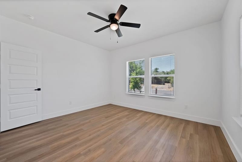 805 Tierney Road, Fort Worth TX 76112 - Photo 28