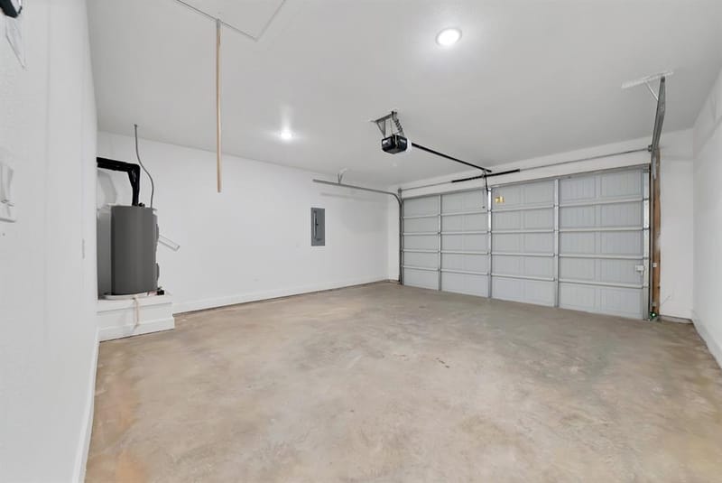 805 Tierney Road, Fort Worth TX 76112 - Photo 20