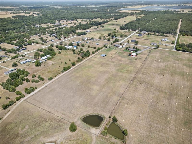 763 County Road 3505, Quinlan TX 75474 - Photo 38