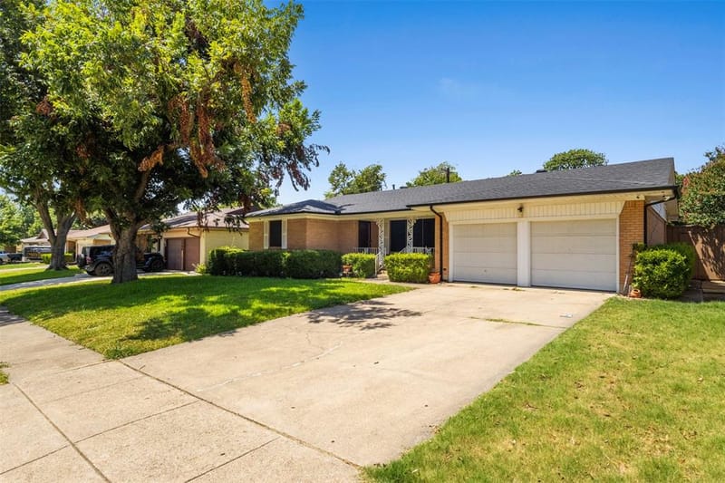 2505 Robin Lane, Garland TX 75041 - Photo 2