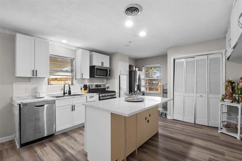 2505 Robin Lane, Garland TX 75041 - Photo 12