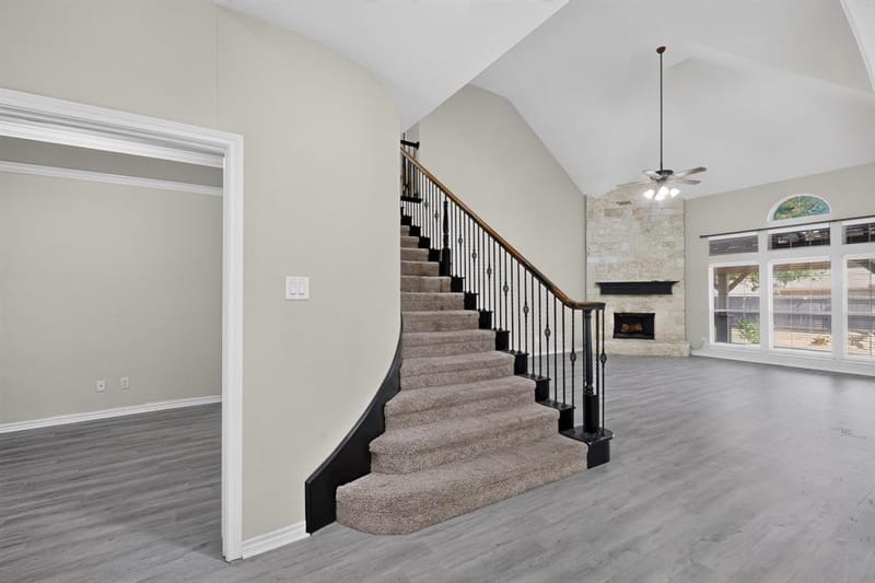 5919 Ridgeway Drive, Grand Prairie TX 75052 - Photo 3