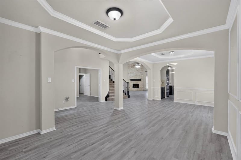 5919 Ridgeway Drive, Grand Prairie TX 75052 - Photo 5