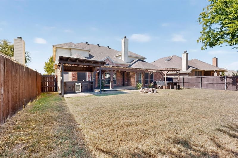 5919 Ridgeway Drive, Grand Prairie TX 75052 - Photo 31