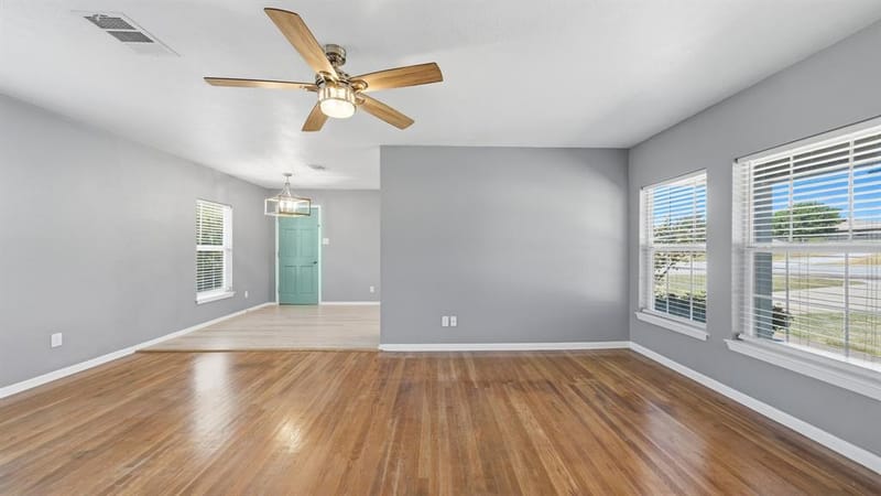 313 W 7th Street, Weatherford TX 76086 - Photo 8