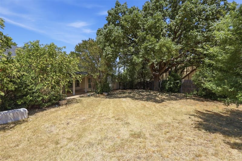 2700 Shadow Wood Court, Arlington TX 76006 - Photo 32