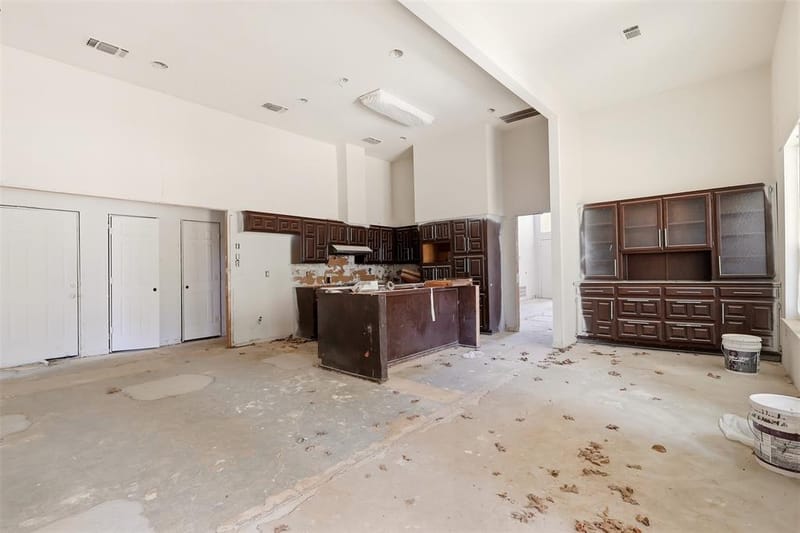2700 Shadow Wood Court, Arlington TX 76006 - Photo 18