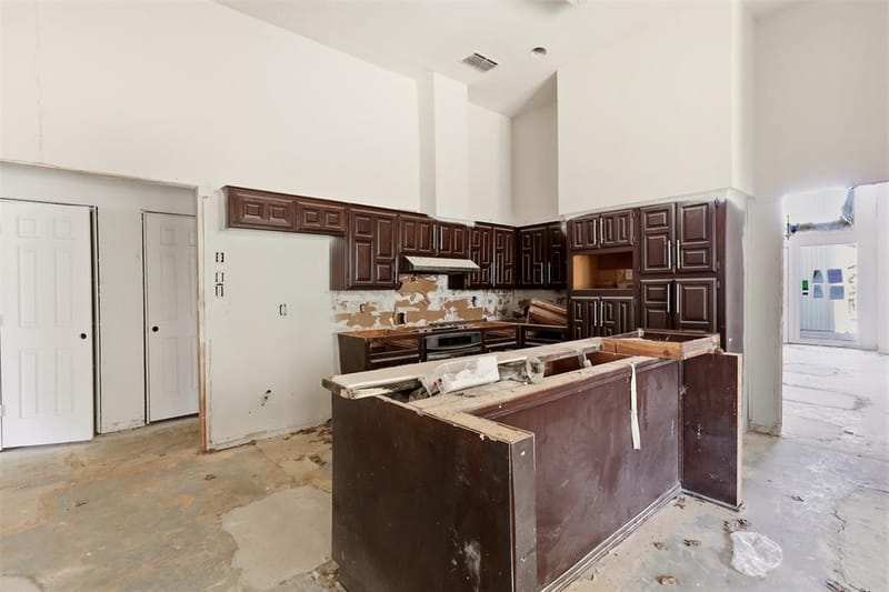 2700 Shadow Wood Court, Arlington TX 76006 - Photo 15