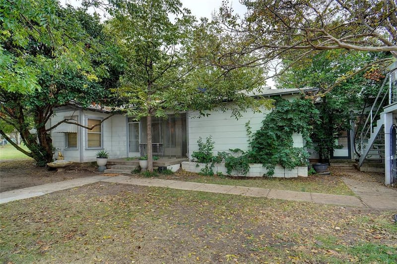 1000 Southeast Parkway, Azle TX 76020