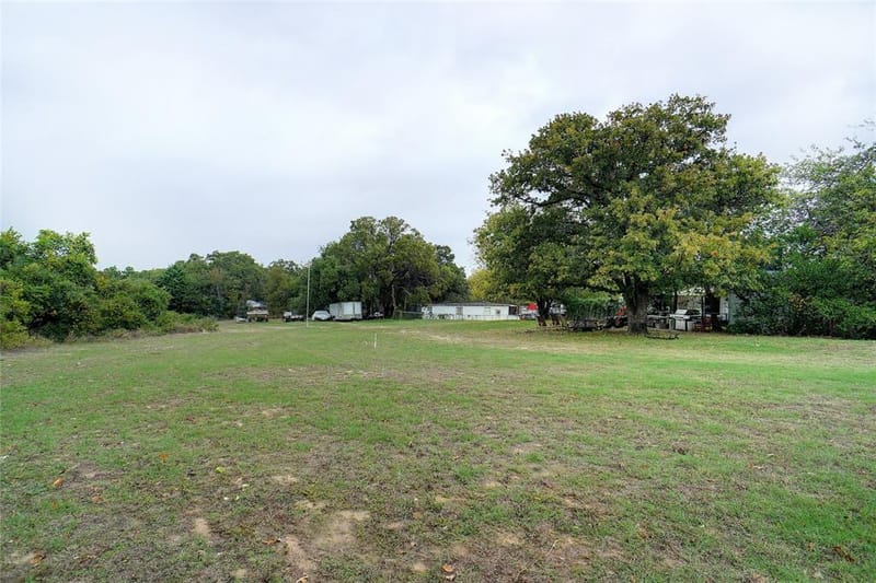 1000 Southeast Parkway, Azle TX 76020 - Photo 21