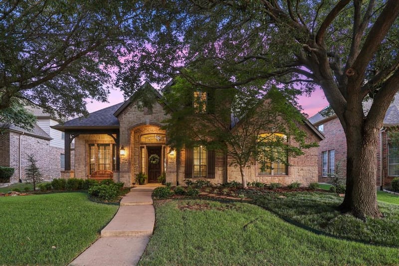 2324 Harrisburg Lane, Plano TX 75025