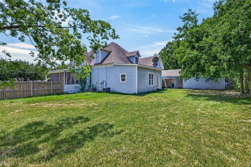 605 E 9th Street, Kemp TX 75143 - Photo 33