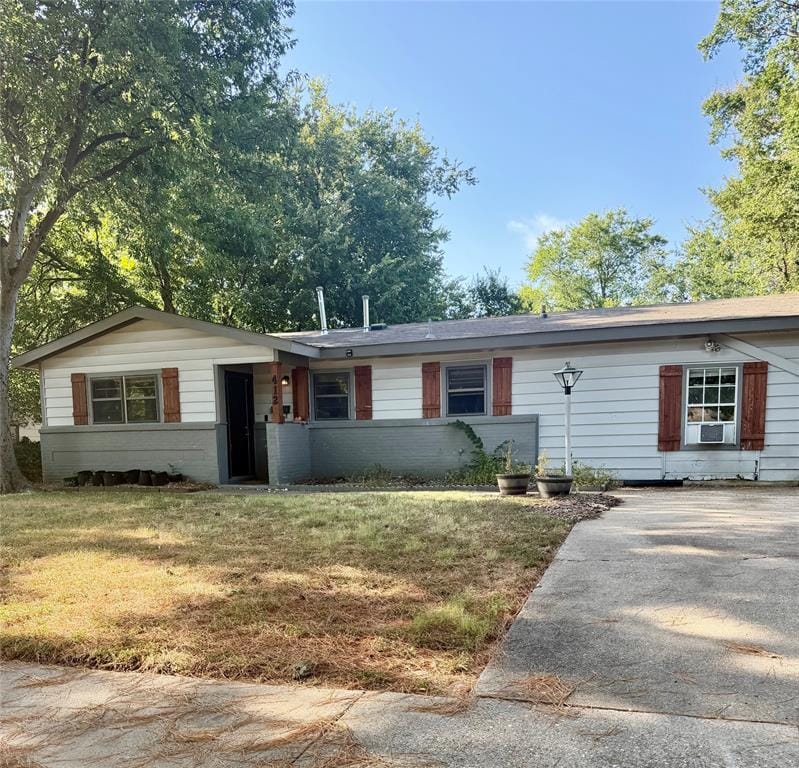 412 E Lovers Lane, Arlington TX 76010