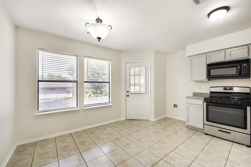 10217 Leatherwood Drive, Fort Worth TX 76108 - Photo 13
