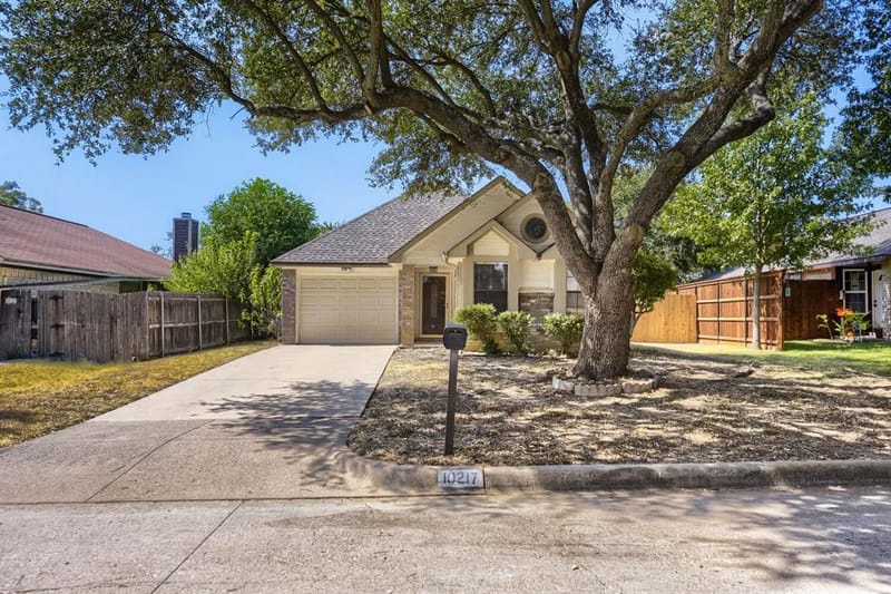10217 Leatherwood Drive, Fort Worth TX 76108 - Photo 5