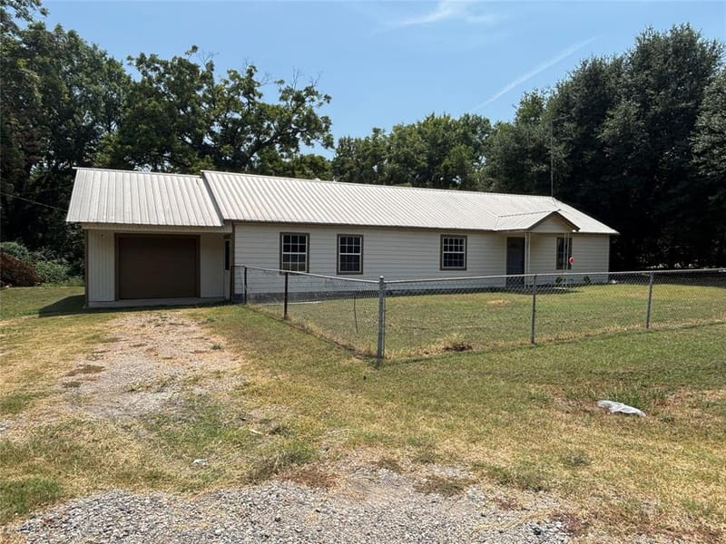 8844 State Highway 56, Sherman TX 75090 - Photo 2