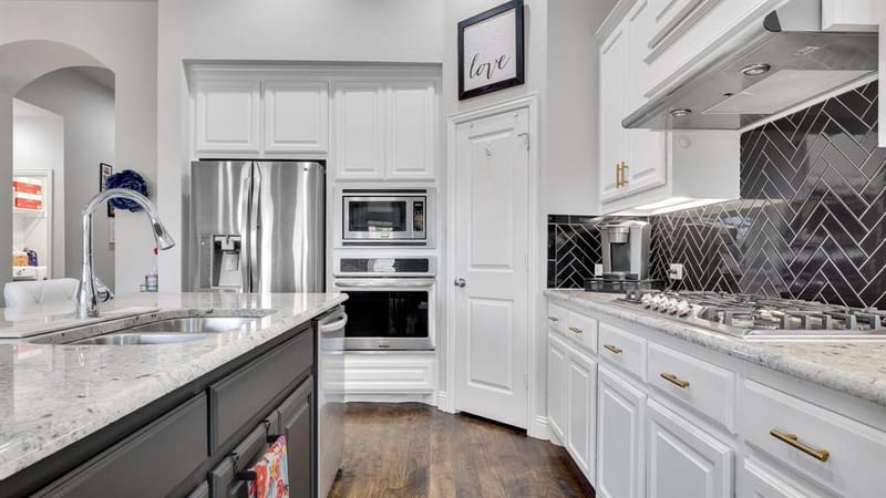 124 Village Creek Drive, McKinney TX 75071 - Photo 7
