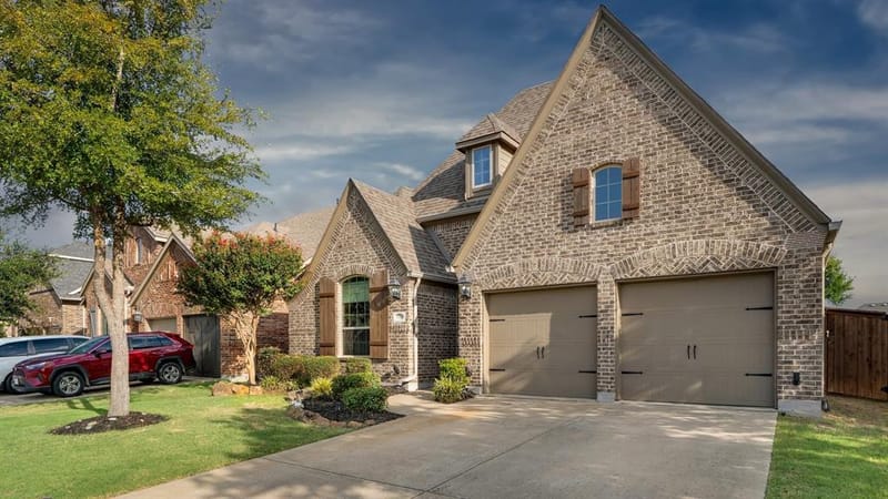 124 Village Creek Drive, McKinney TX 75071
