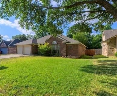 157 Summerhill Drive, Rockwall TX 75032 - Photo 2