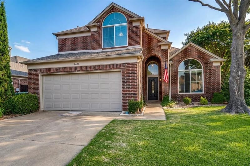 1624 Highdale Court, Flower Mound TX 75028