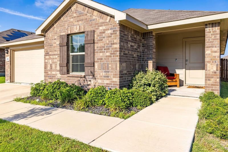 204 Asheville Street, Azle TX 76020