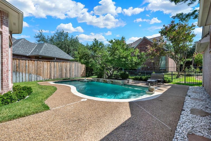 5404 GLENSHIRE Drive, Plano TX 75093 - Photo 6